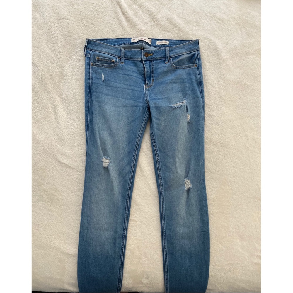 Hollister Rip Jeans 👖✨